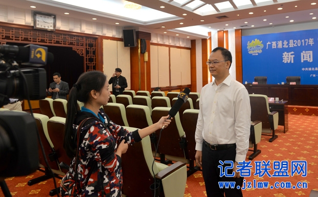 采访李军县长